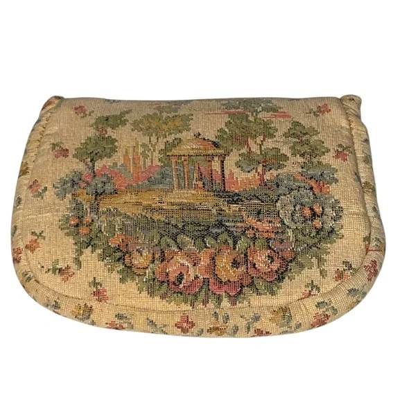 Vintage Elegant Tapestry Small Clutch Bag - Picture 2 of 9